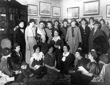 Eleanor Roosevelt gathered with the women reporters who were given exclusive access to her press conferences. (FDRL)