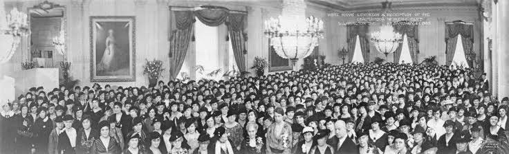 One of the massive gatherings often hosted in the East Room by Eleanor Roosevelt, not just social events but conferences. (pinterest)