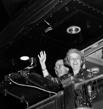 Harry and Bess Truman at the rear platform of the campaign train. (HSTL)