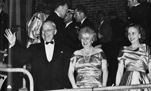Bess Truman with the President and their daughter in the reviewing box at one of the 1949 Inaugural Balls. (trumanlittlewhitehouse.com)